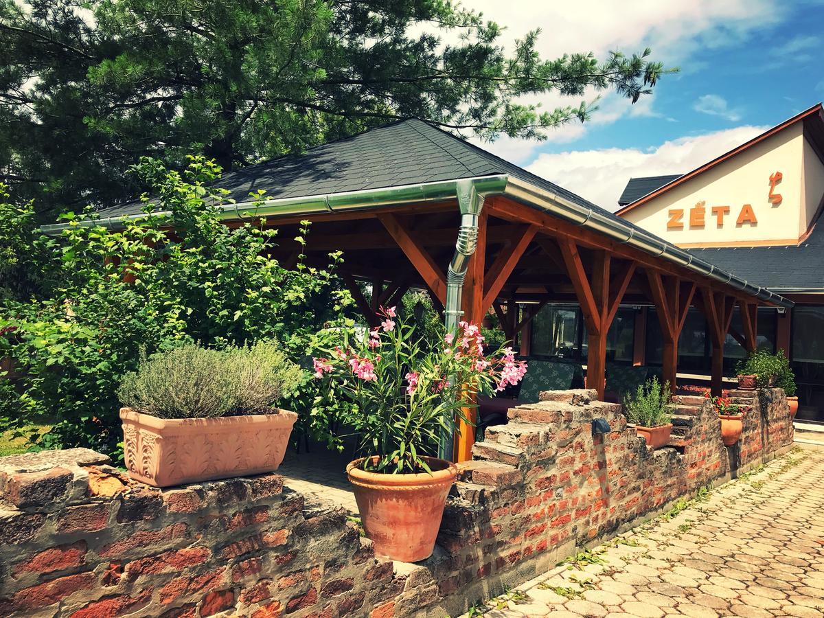 Hotel Zeta Lenti Exterior photo